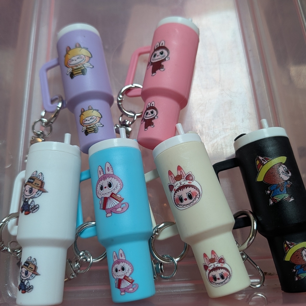 Cute Stanley Like Character Keychain/Bag Charm/Backpack - Picture 2 of 2